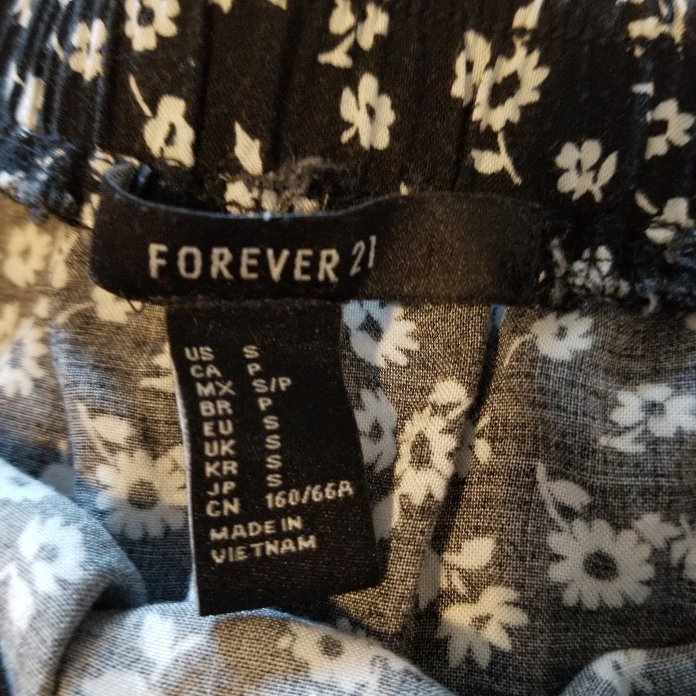 Forever 21 Romper - Picture 2 of 3